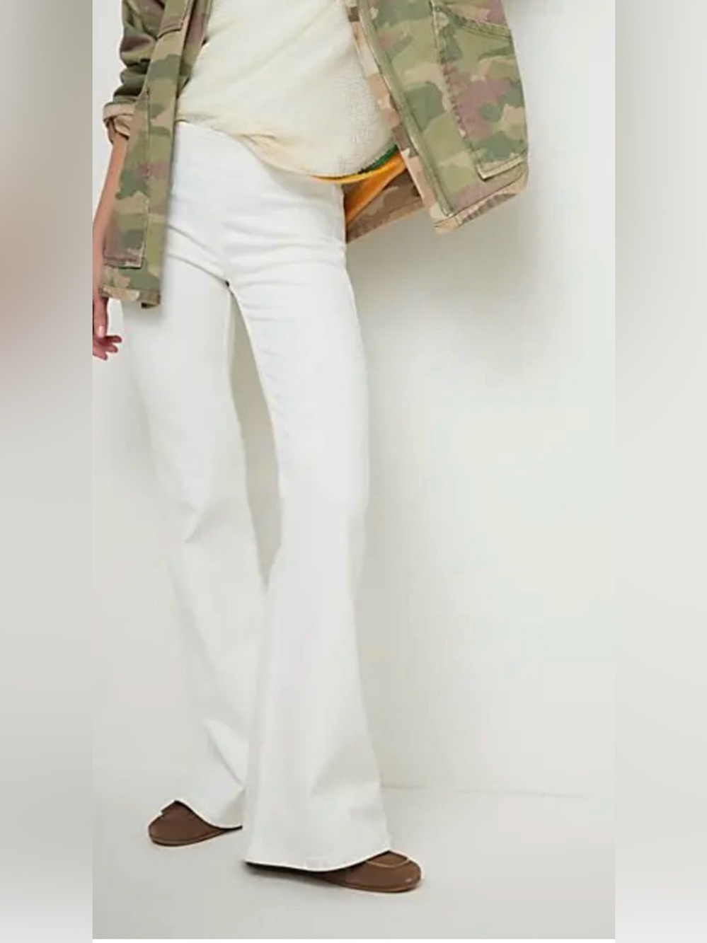 NEW FREE PEOPLE WE THE FREE WHITE KIERA PULL ON FLARE JEANS SZ 27